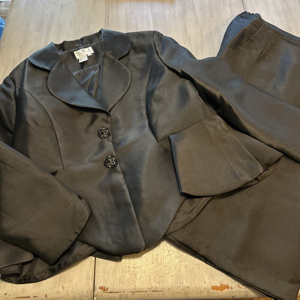 GMI Woman Black Sheen Peplum Jacket Skirt Suit Set Church Outfit Sz 22W